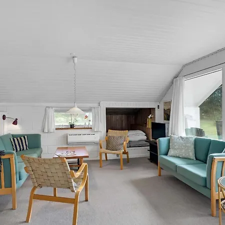 Awesome Home In Hurup Thy With Wifi